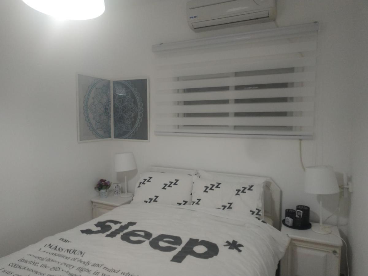 Akhva Accommodation Unit-אחווה יחידת אירוח أراد المظهر الخارجي الصورة