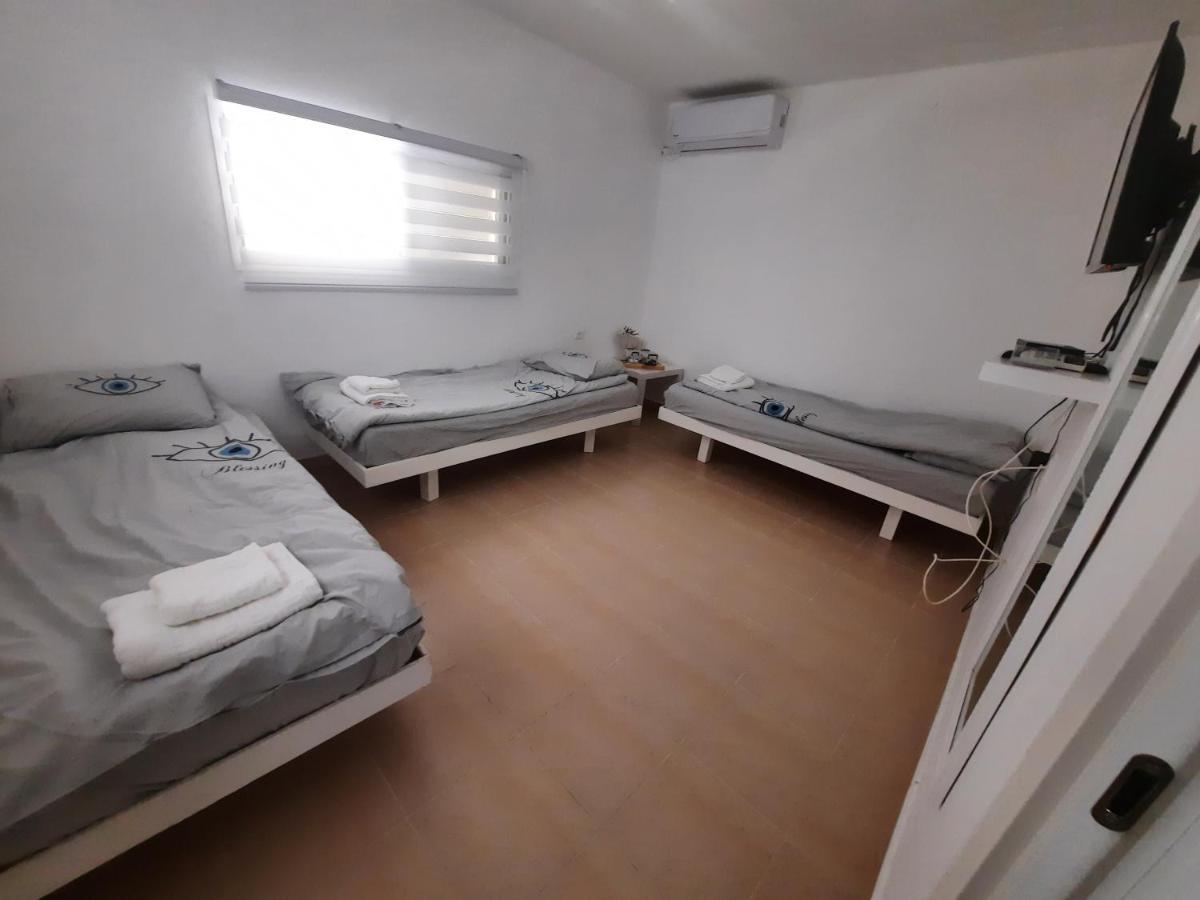 Akhva Accommodation Unit-אחווה יחידת אירוח أراد المظهر الخارجي الصورة